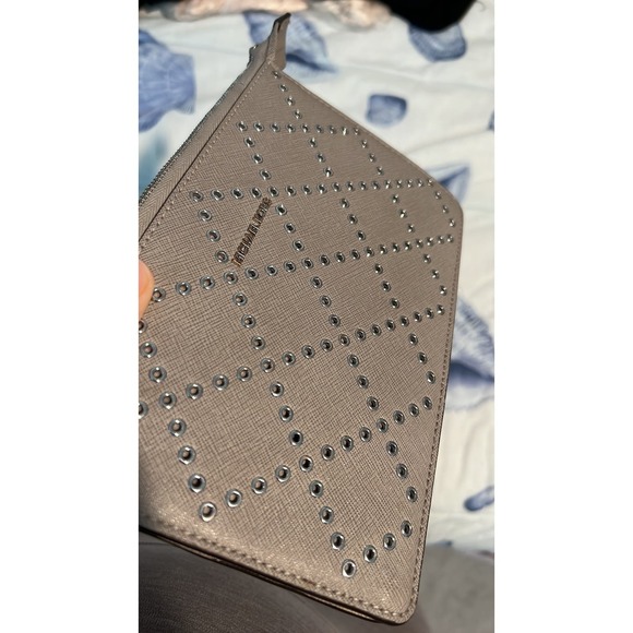 MICHAEL Michael Kors Leather Gusset Wristlet Wallet Pearl Gray - 32F7SFDU8U - Picture 6 of 9